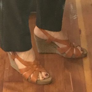 Aerosoles vegan lightweight summer heels